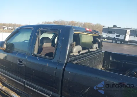 2003 Chevrolet Silverado 1500 Lt из США, поврежденный, VIN 1GCEK19T43E162305